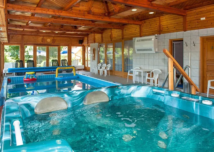 شقة Alina Apartmanhaz *